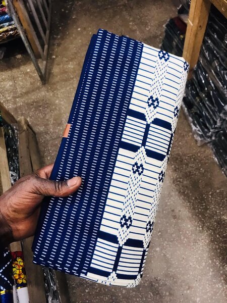 Fabric with a  print of 6 meters 