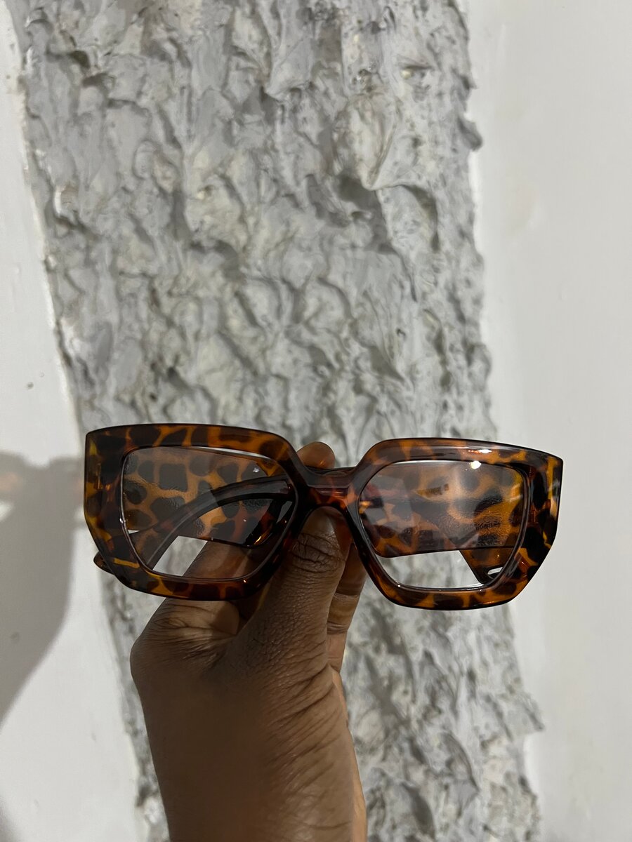 Lunettes de soleil léopard tendance