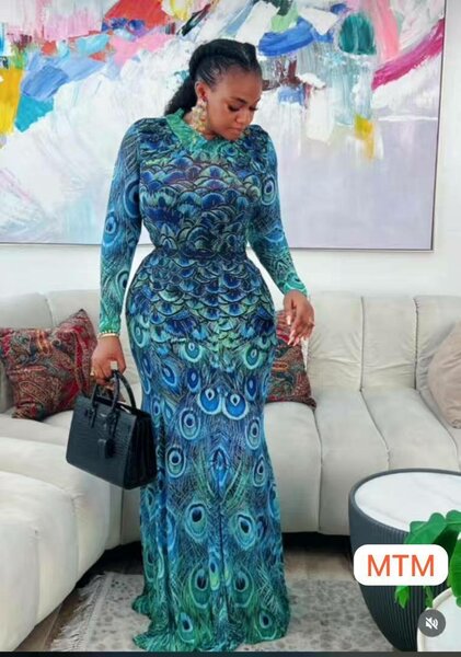 Robe longue imprimée paon