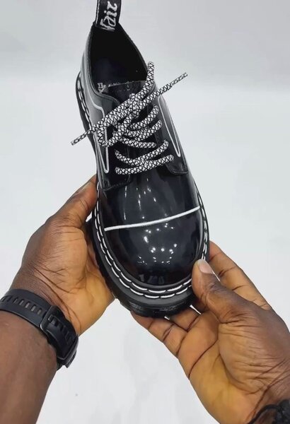 Chaussures Dr. Martens Noir