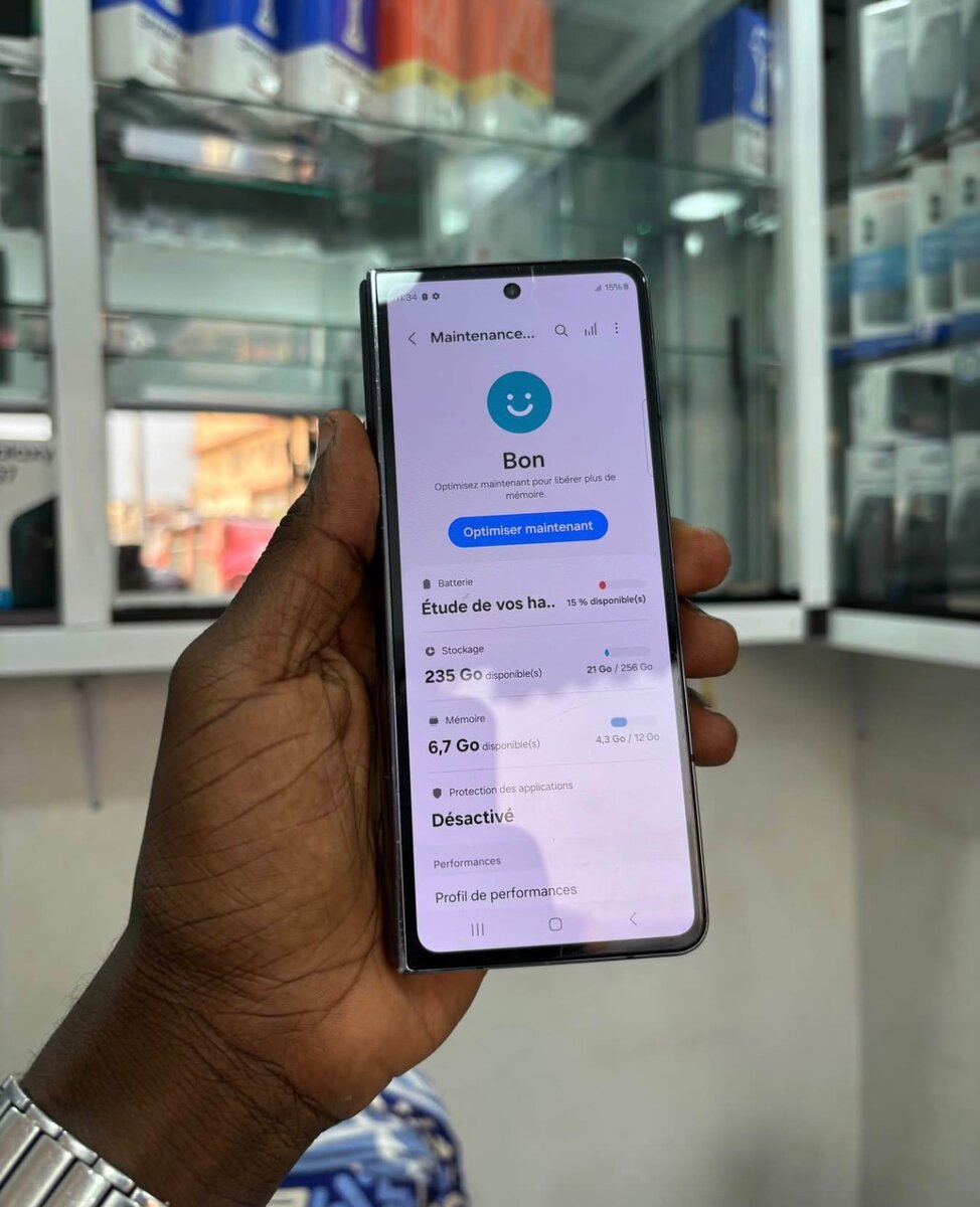 Samsung Galaxy Z Fold4 - Téléphone pliable