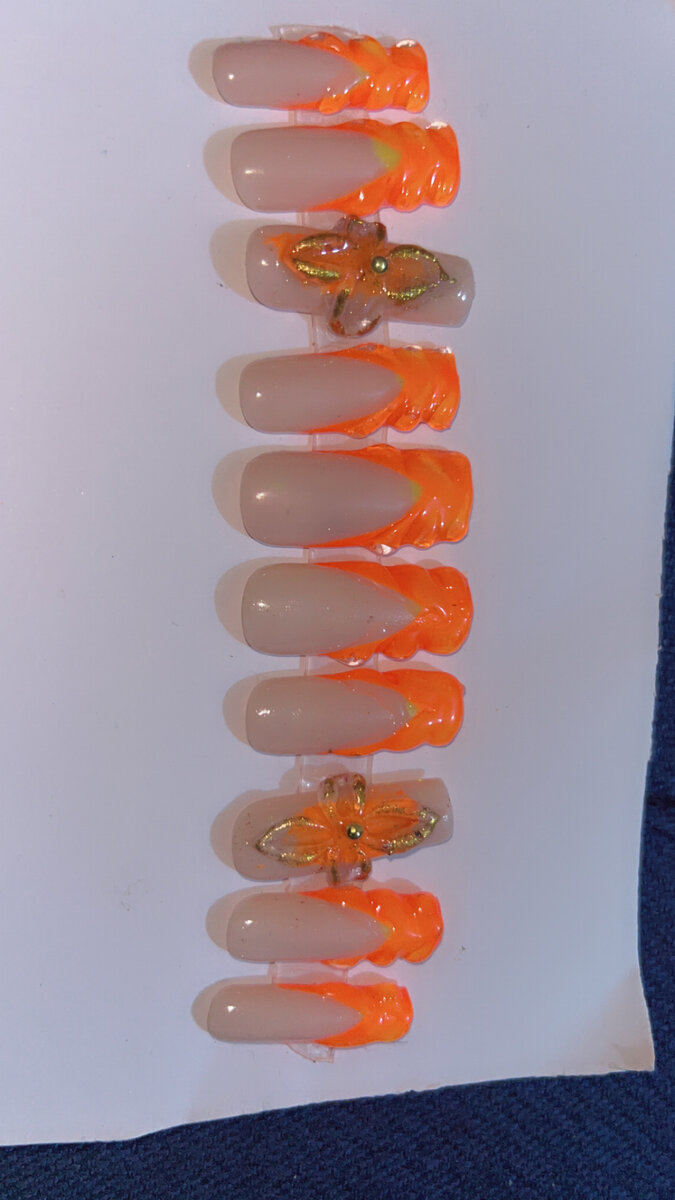 Ongles Faux Design Élégant