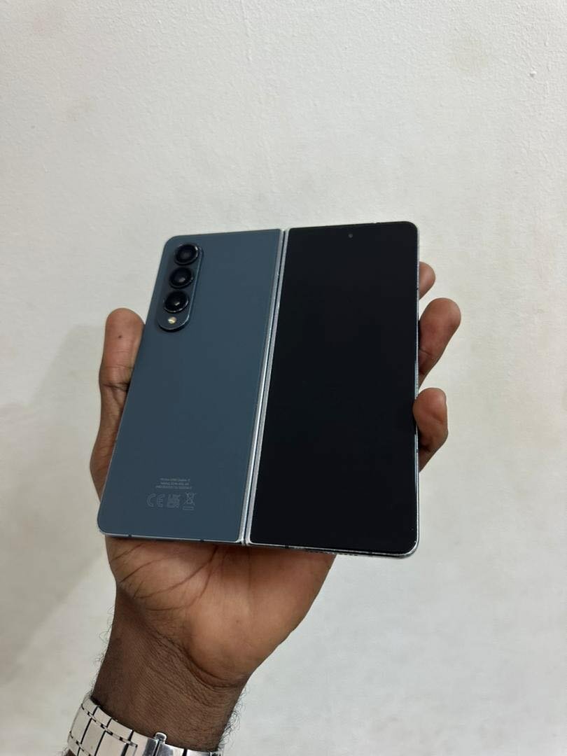 SAMSUNG GALAXY ZFOLD 4 512giga 12ram 2puce