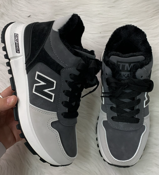 утепленные кроссовки