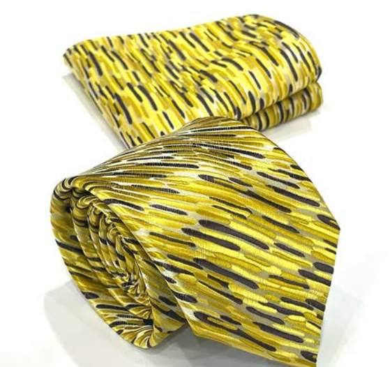 TIE & POCKET SQUARE