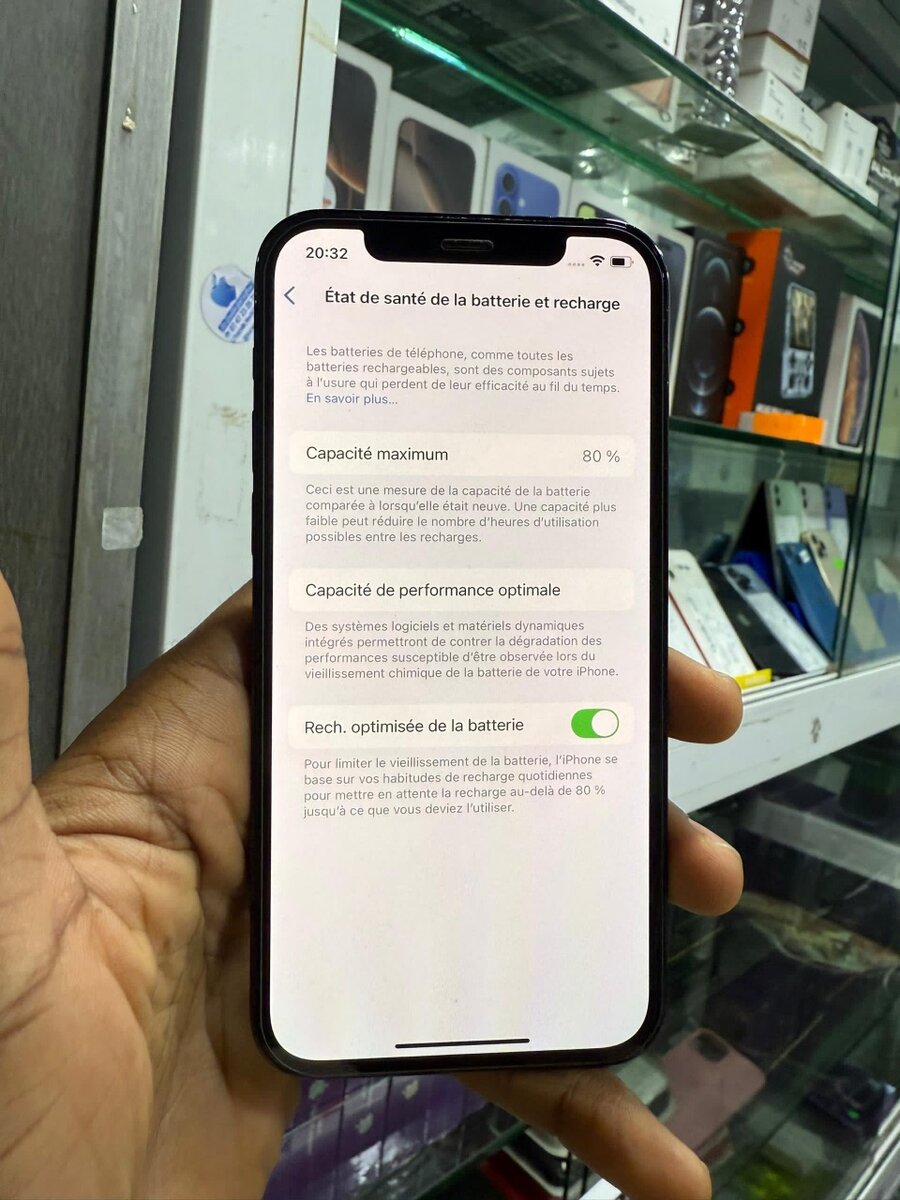 12 Pro 128gb état quasi batte