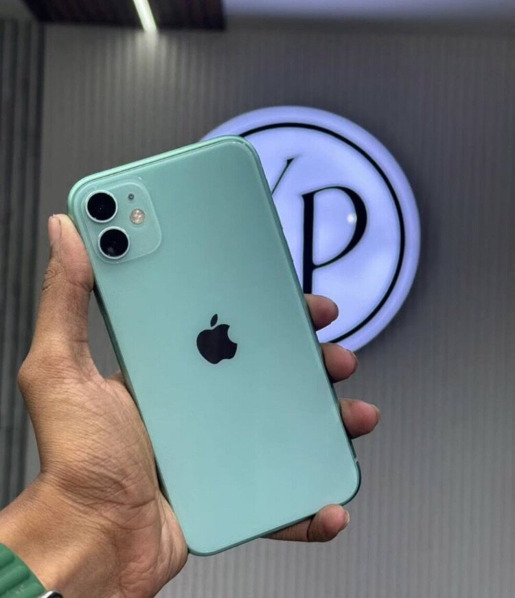 iPhone 11