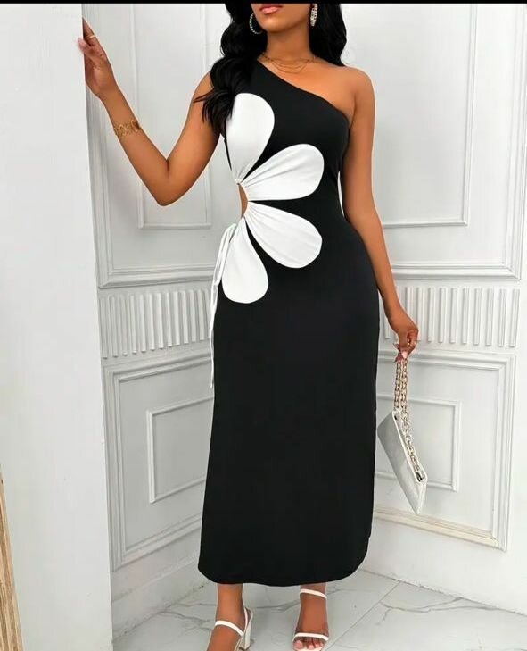 Robe élégante asymétrique et moulante