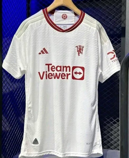 Maillots de football Adidas