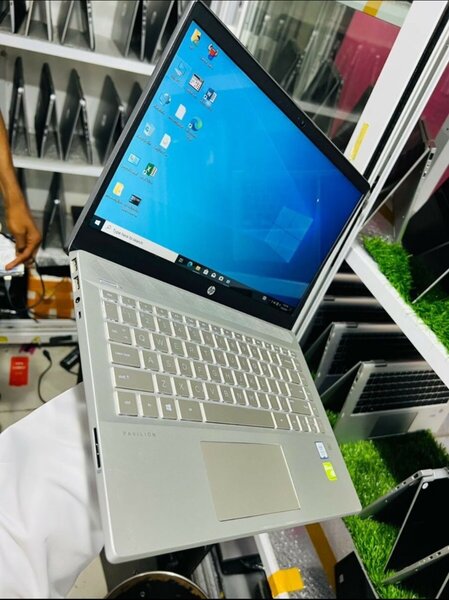 HP pavilion 14