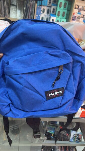 Sac à dos bleu Eastpak