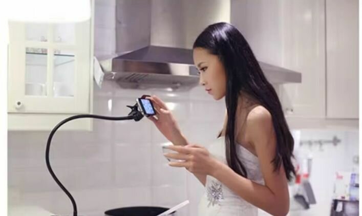 Support flexible pour smartphone