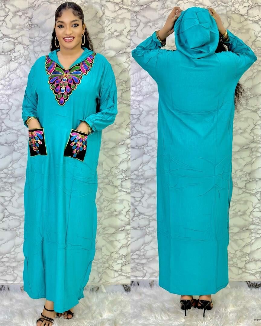 Chics abayas avec douche capuches