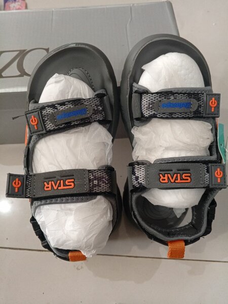 Sandales sport enfant résistantes