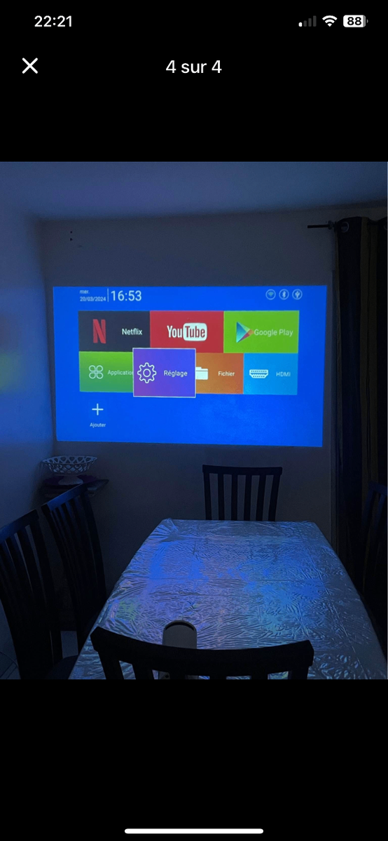 Mini Projecteur HD WiFi Bluetooth