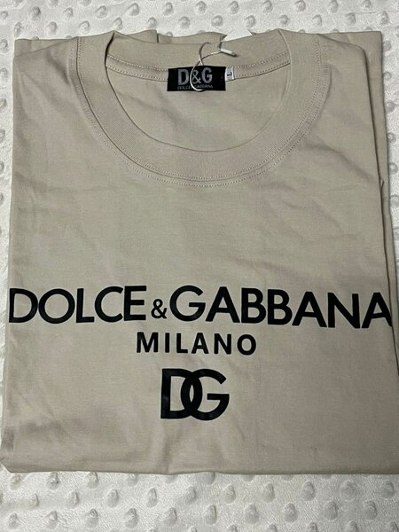 T-shirt de marque tendance