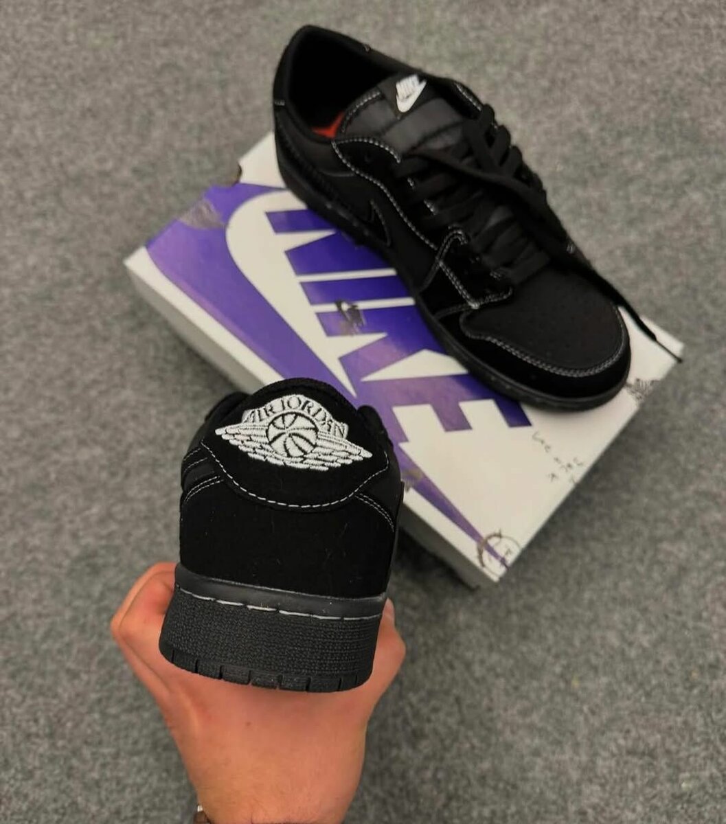 Nike travis Scott original