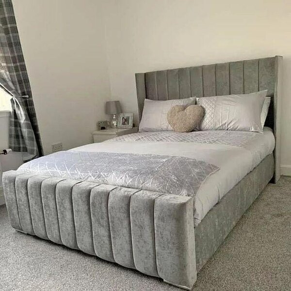 Double bed frame