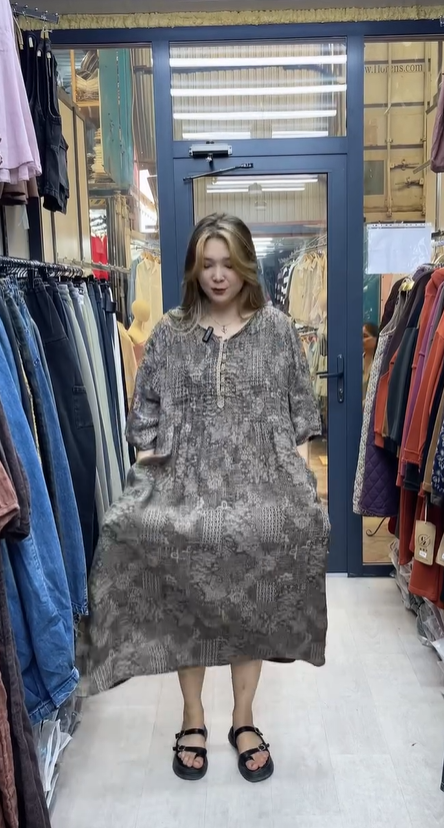 платье серое