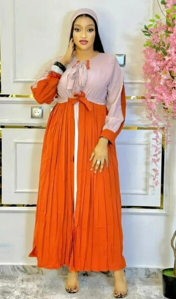 Robe longue orange et beige pour femme