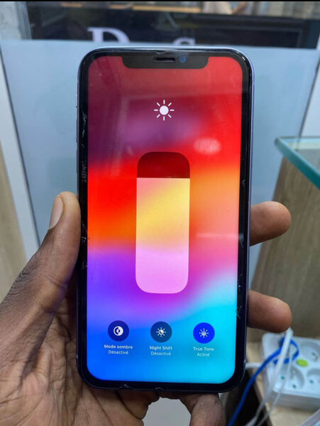 iPhone 11 64Go Blanc