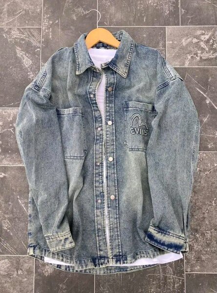 Chemise en jean tendance pour hommes
