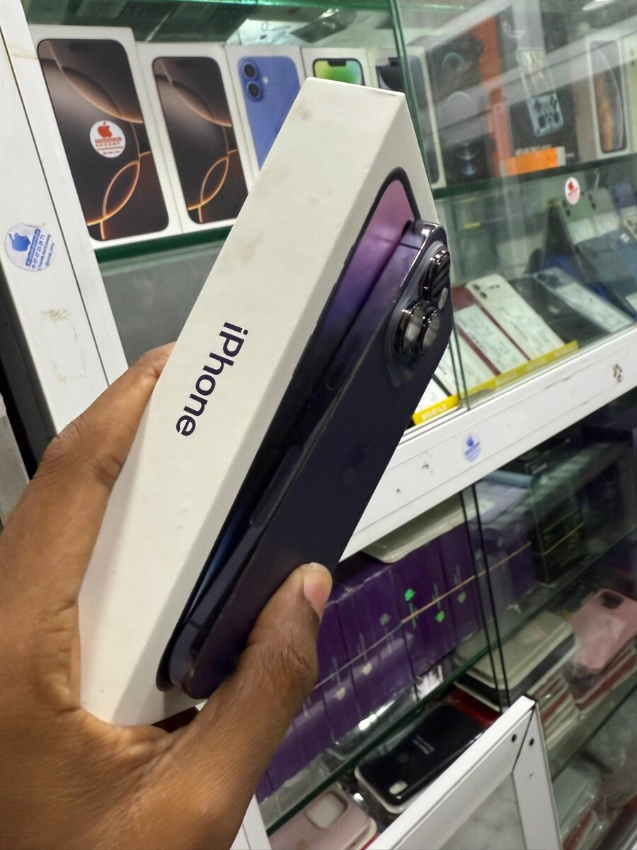 14 pro 128gb avec carton tout