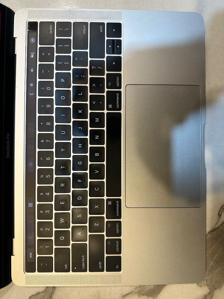 MacBook pro 2017.13inch for sale