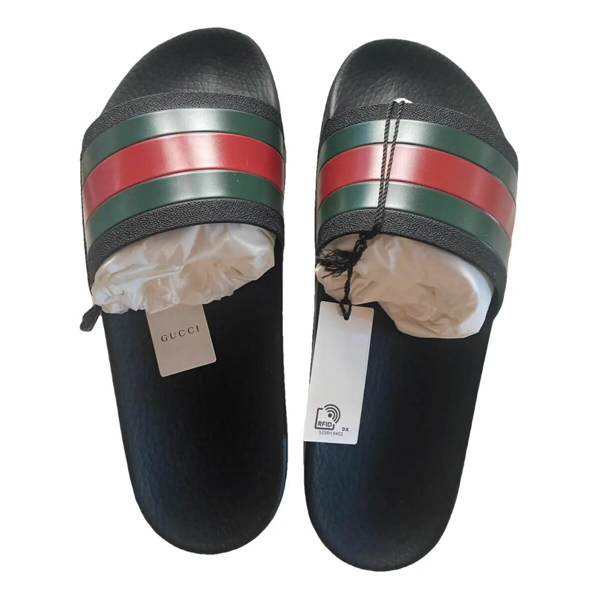 Tongs de plage Gucci élégantes