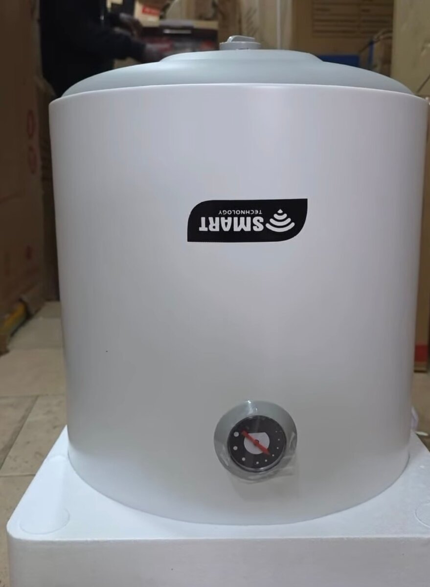 Chauffe-eau électrique compact