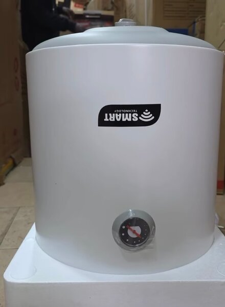 Chauffe-eau électrique compact