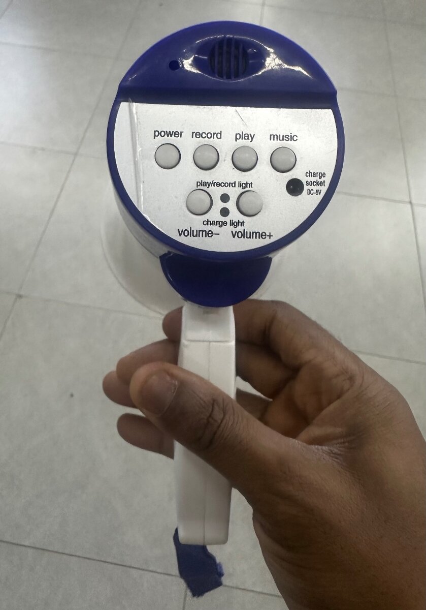 Mégaphone Rechargeable 518