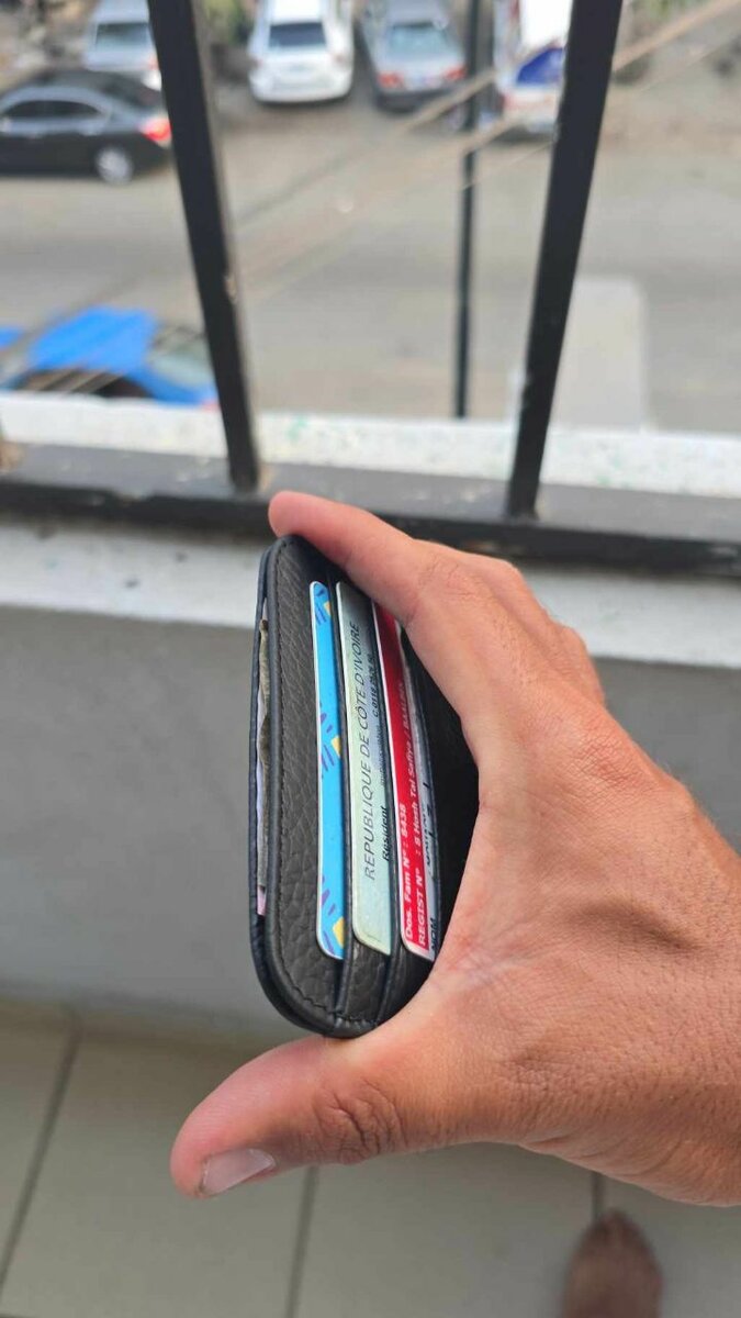 PORTEFEUILLE PORTE CARTE