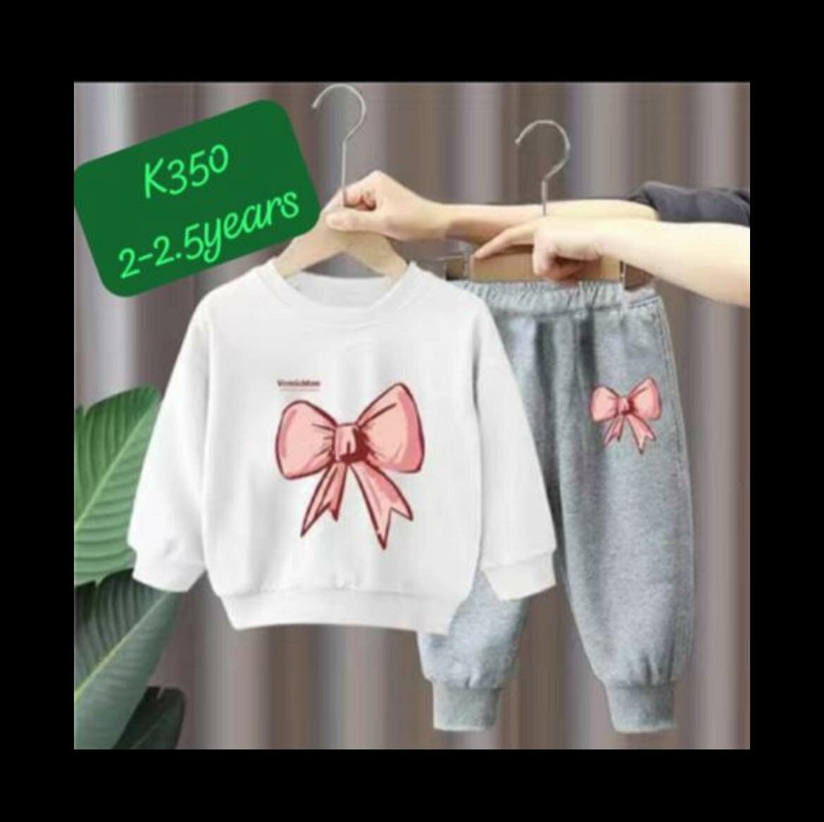 beaux vêtements pour enfants