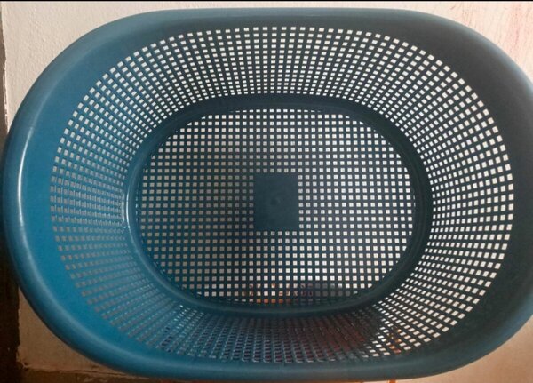 Panier à linge perforé