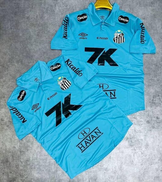 Maillot de football bleu