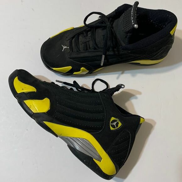 Baskets Air Jordan Noir Jaune