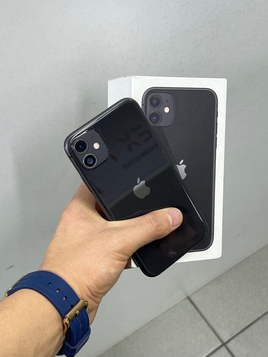 iPhone 11