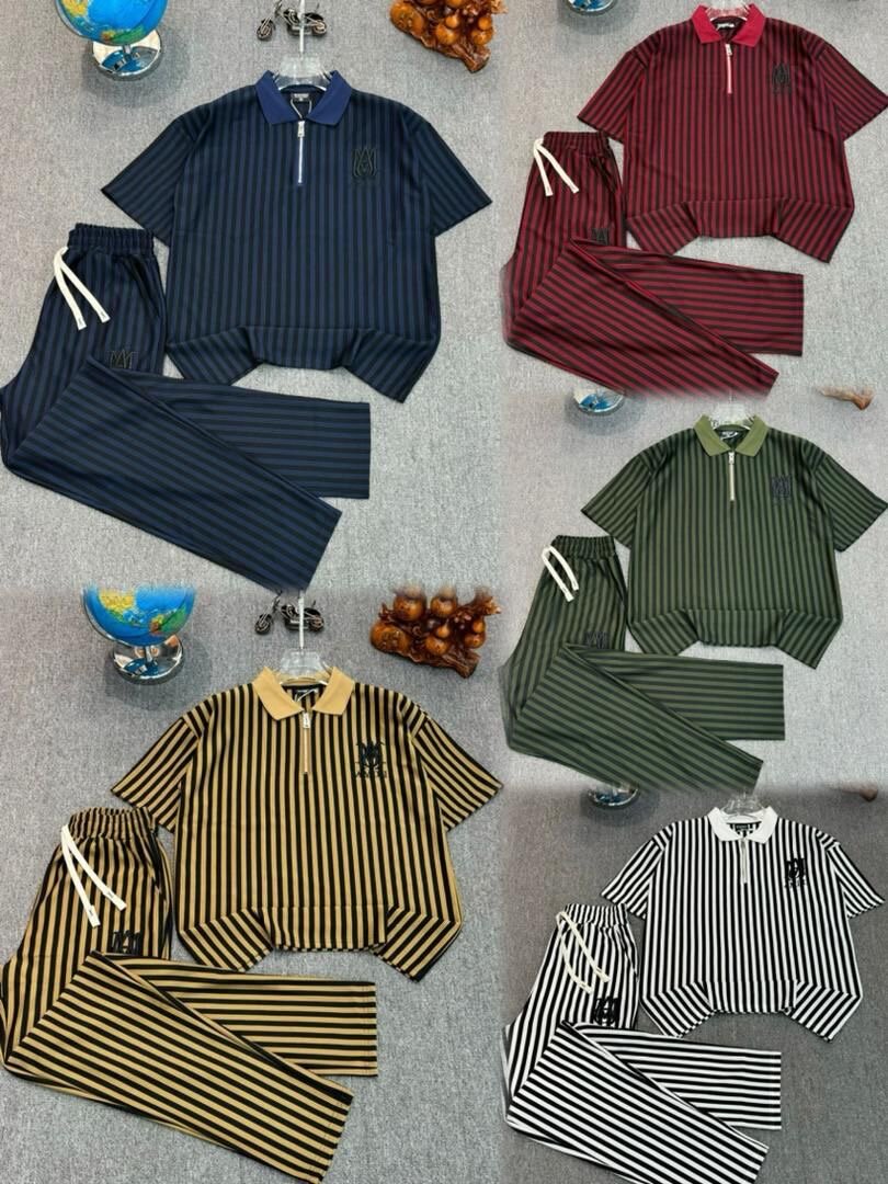 Ensemble de survêtements rayés