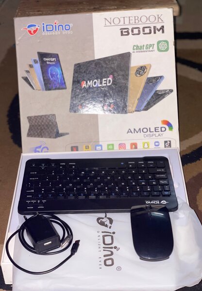 Ordinateur portable Notebook Boom iDino - AMOLED, ChatGPT