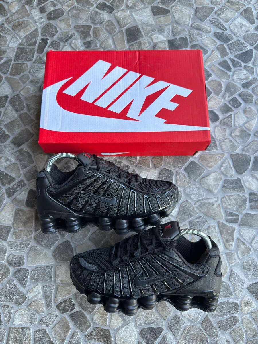 Nike Sneakers Noirs Stylés