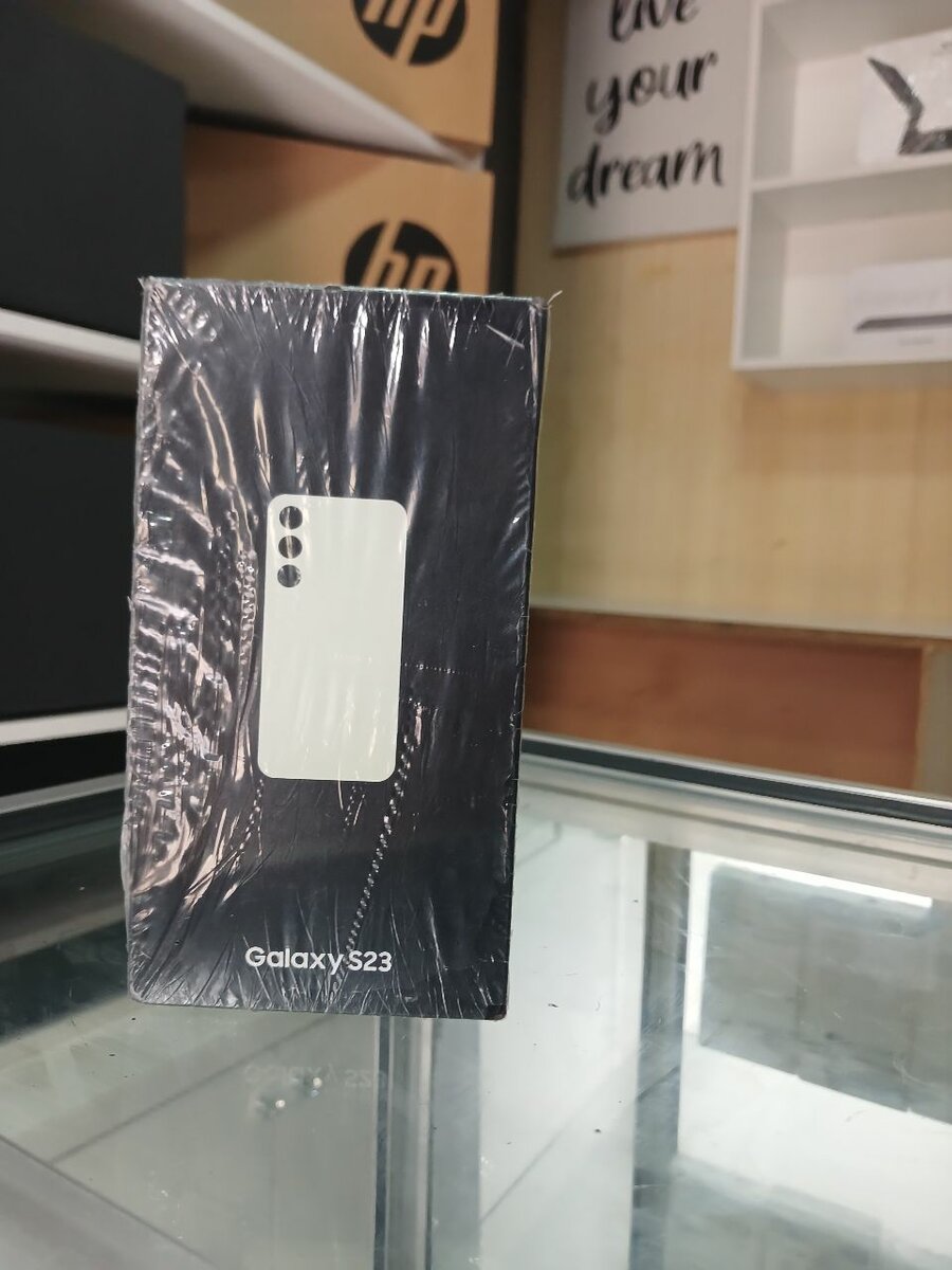SAMSUNG GALAXY S23
