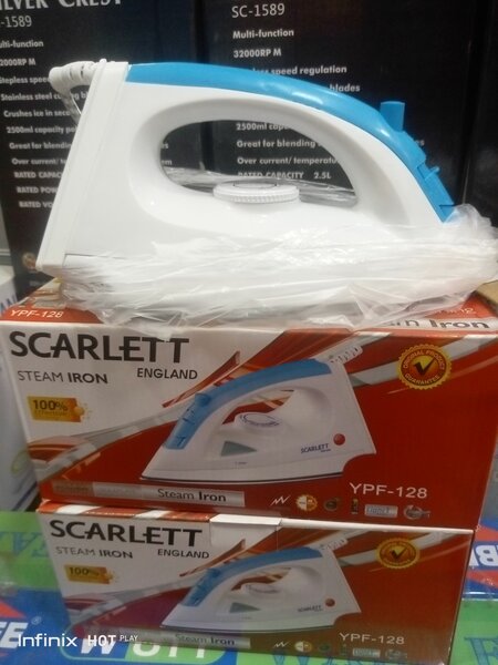 SCARLET STEAM IRON