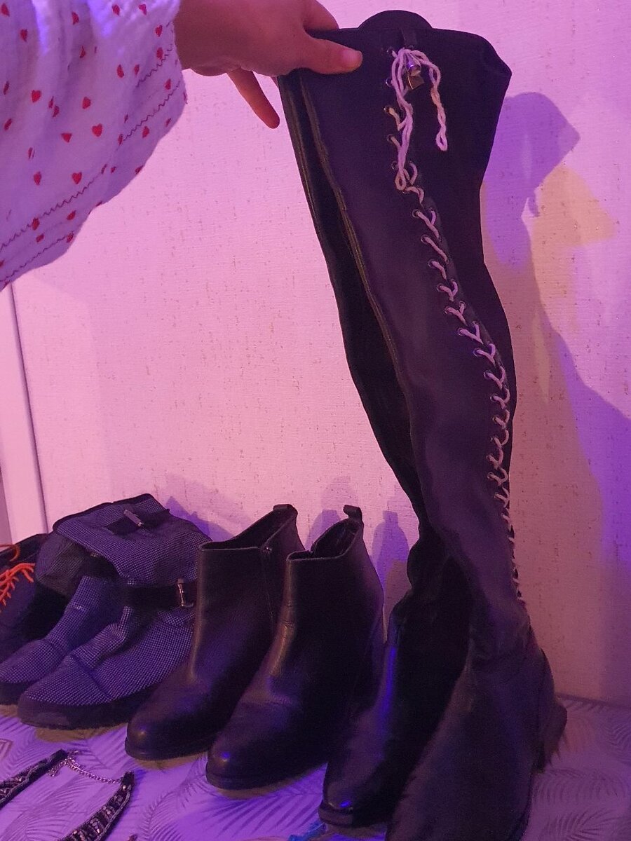 Сапоги красивые и тд