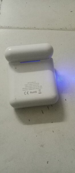 power bank+ écouteurs sans fil