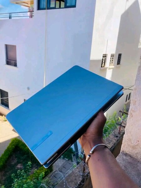 Ordinateur Portable Compact