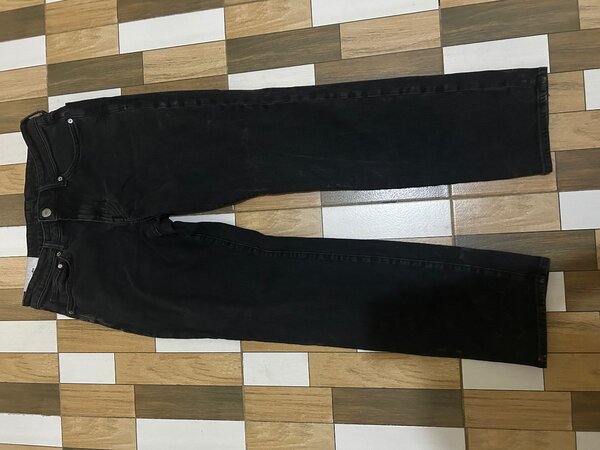 Regular fit black H&M jeans
