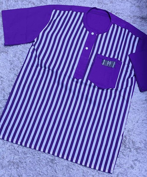 Chemise à rayures colorées