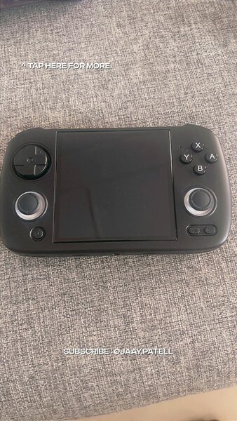 Console portable RG CubeXX