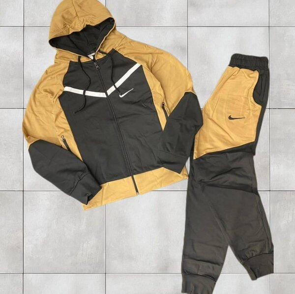 Quality Kids Unisex Nike Tech fleece Tracksuits